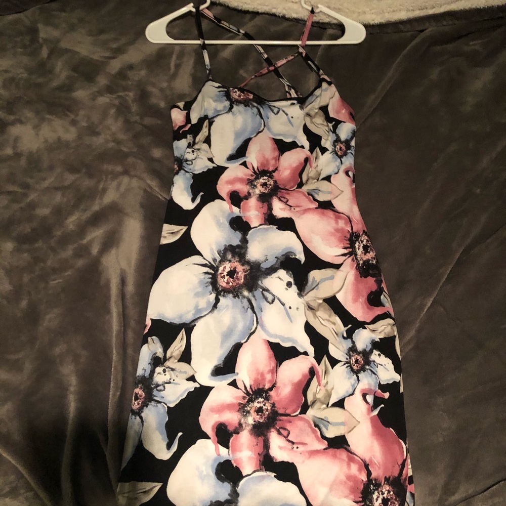 Floral midi dress - Picture 1 of 5